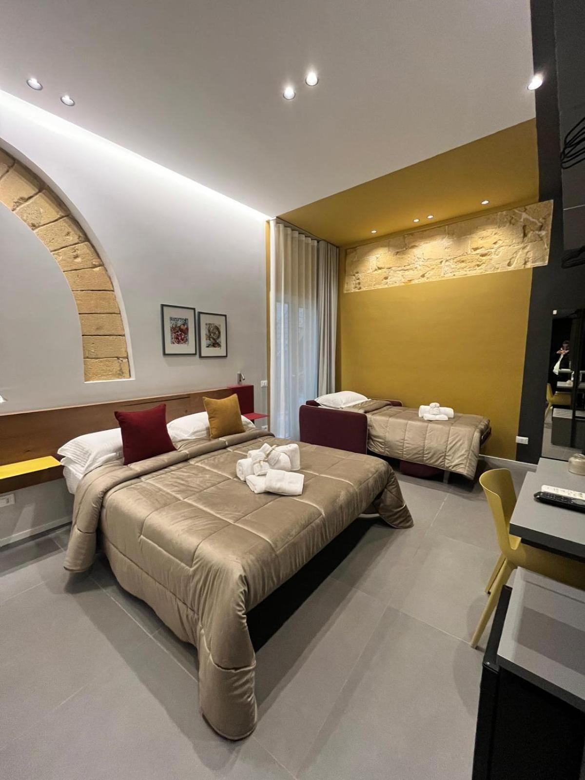 Rosy Room Design Marsala Exterior photo